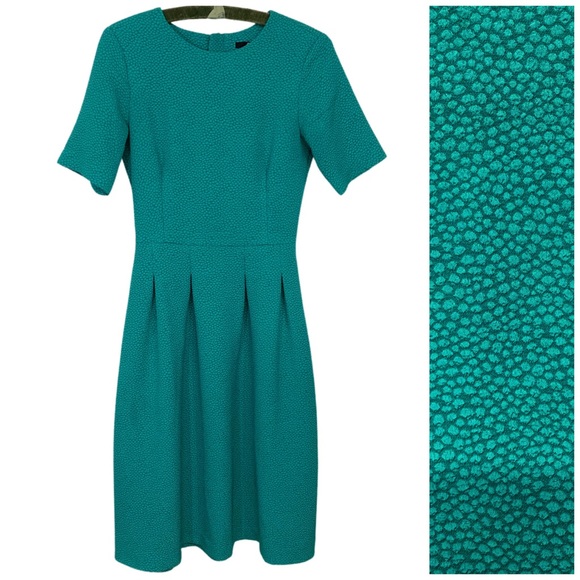 h&m green pleated dress